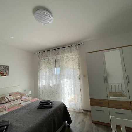 דירות Kaštela Anamaria מראה חיצוני תמונה